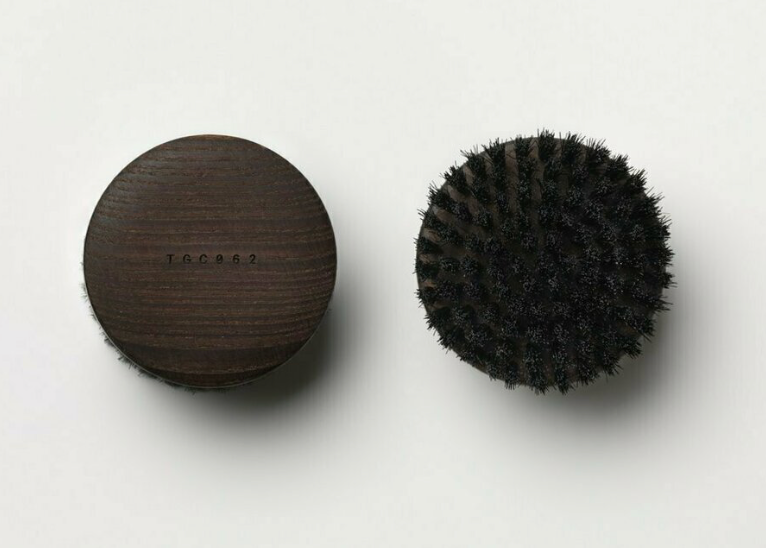 TGC062 clothing wood brush