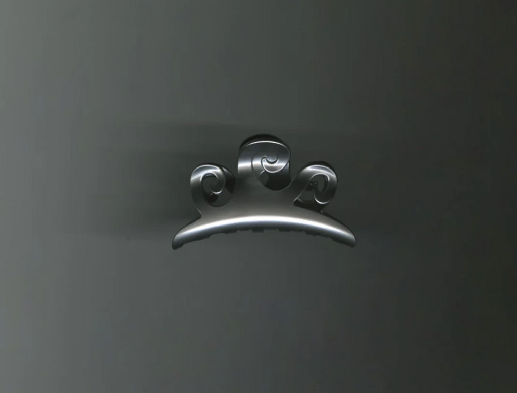 River Claw Clip